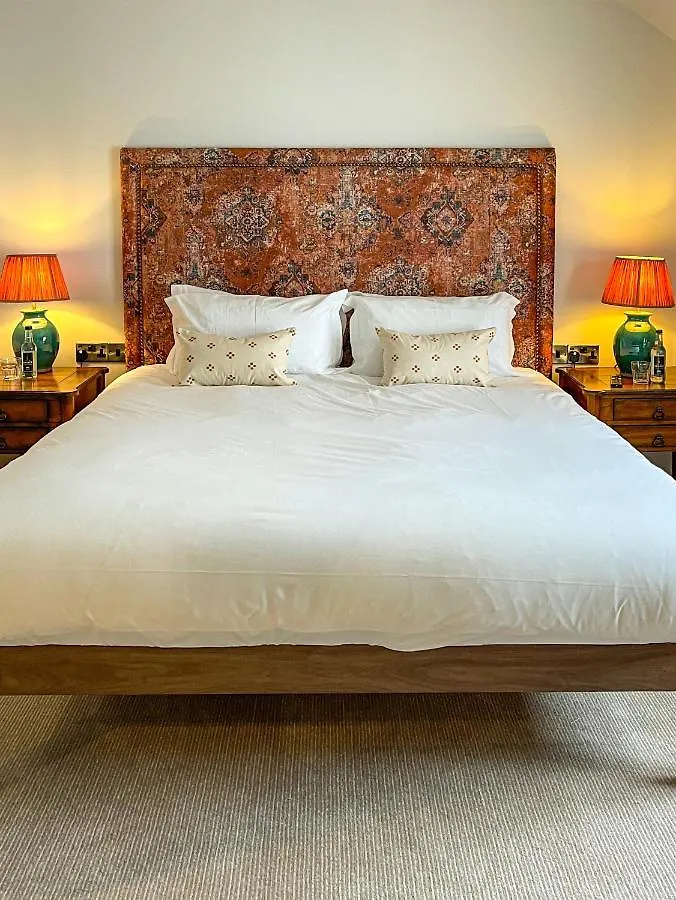 Parador 44 Cardiff Hotel